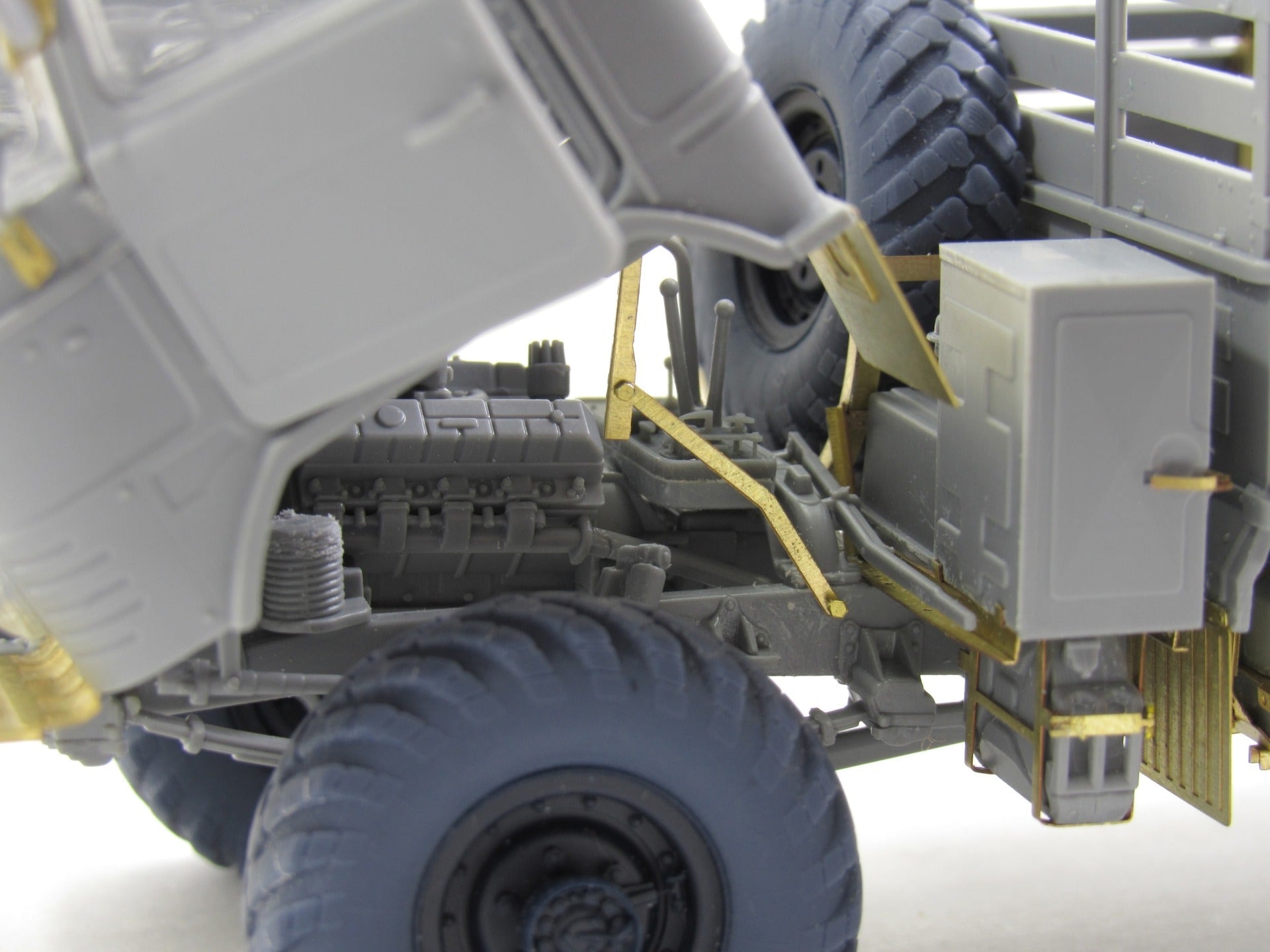MD035608 Microdesign GAZ - 66 Cabin Photo - Etch Set 1/35 for Zvezda - imodeller.store