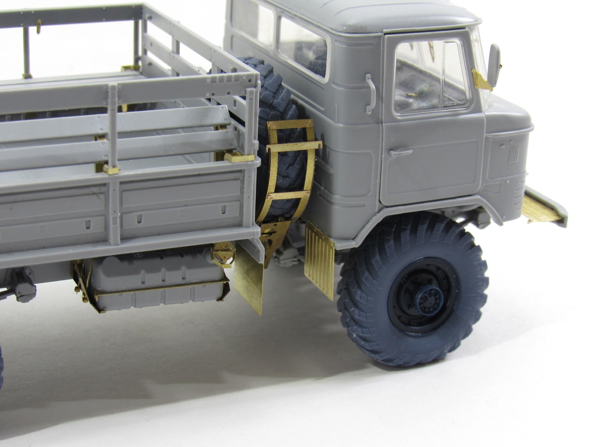 MD035609 Microdesign GAZ - 66 Photo - Etch Body Detail Set 1/35 - imodeller.store