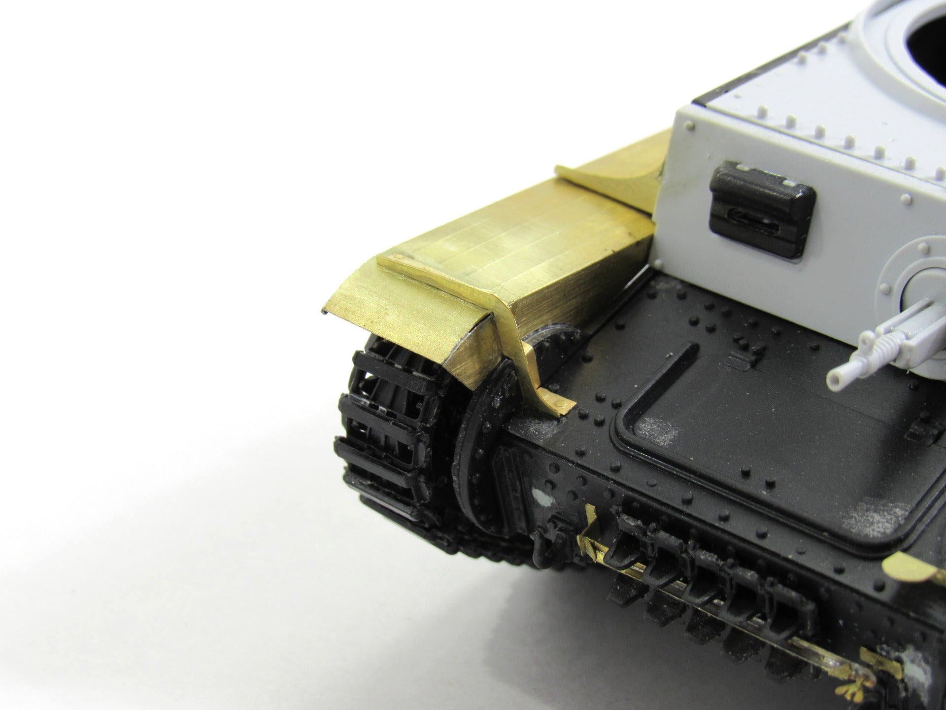 MD035621 Microdesign Pz.Kpfw 38(t) Photo - Etch Fenders 1/35 - imodeller.store