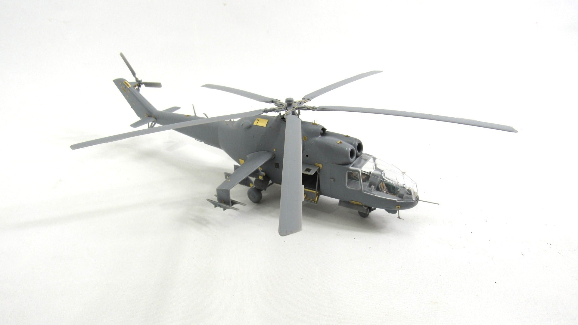 MD048069 Microdesign Mi - 24A Exterior Photo - Etch Set 1/48 for Trumpeter - imodeller.store