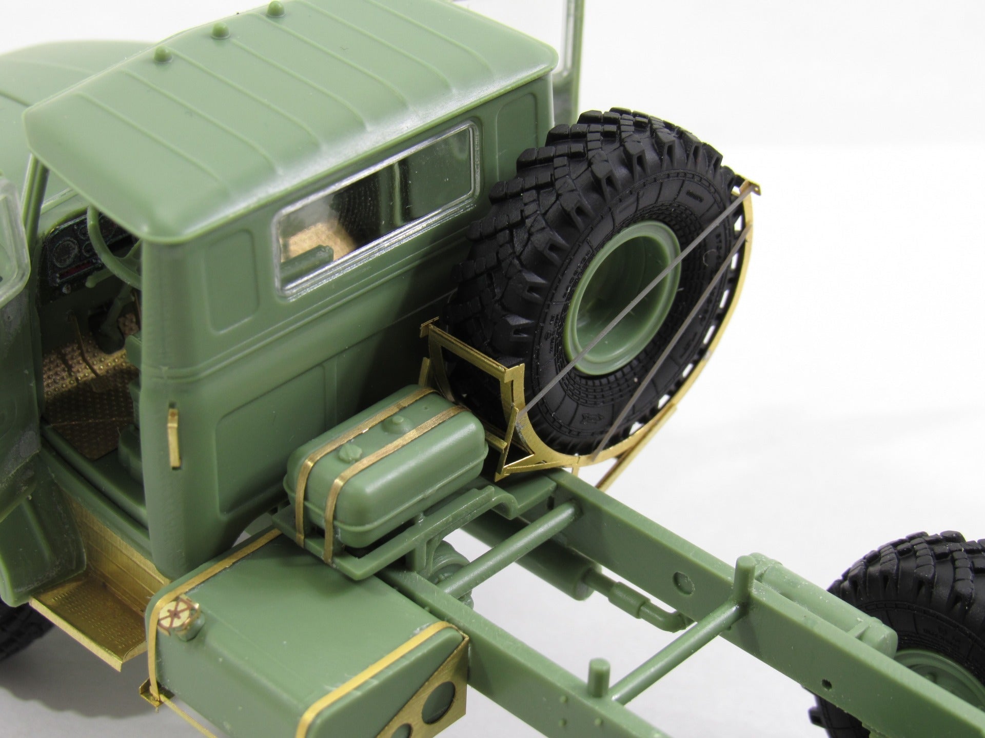 MD048258 Microdesign Ural 4320 Photo - Etch Set 1/48 - imodeller.store