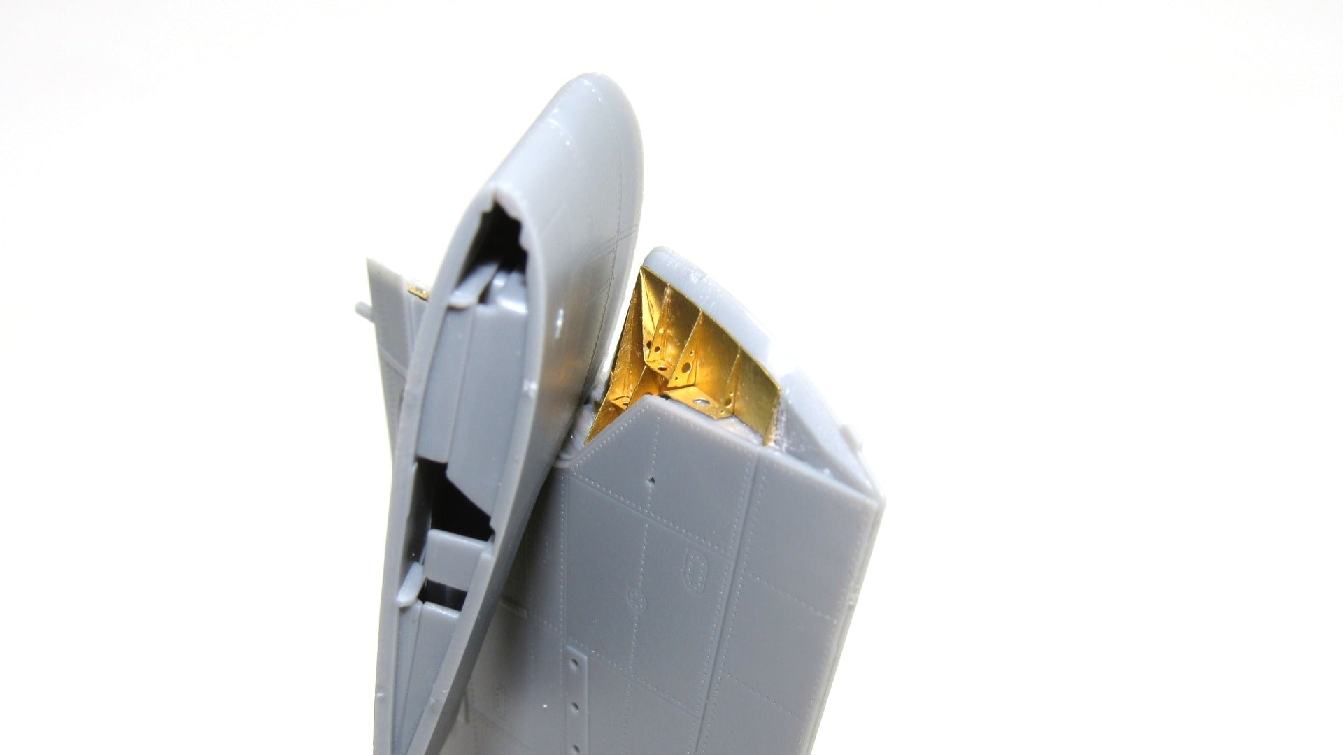 MD072077 Microdesign TBM - 3 Avenger Wing Fold Detail Photo - Etch Set 1/72 - imodeller.store