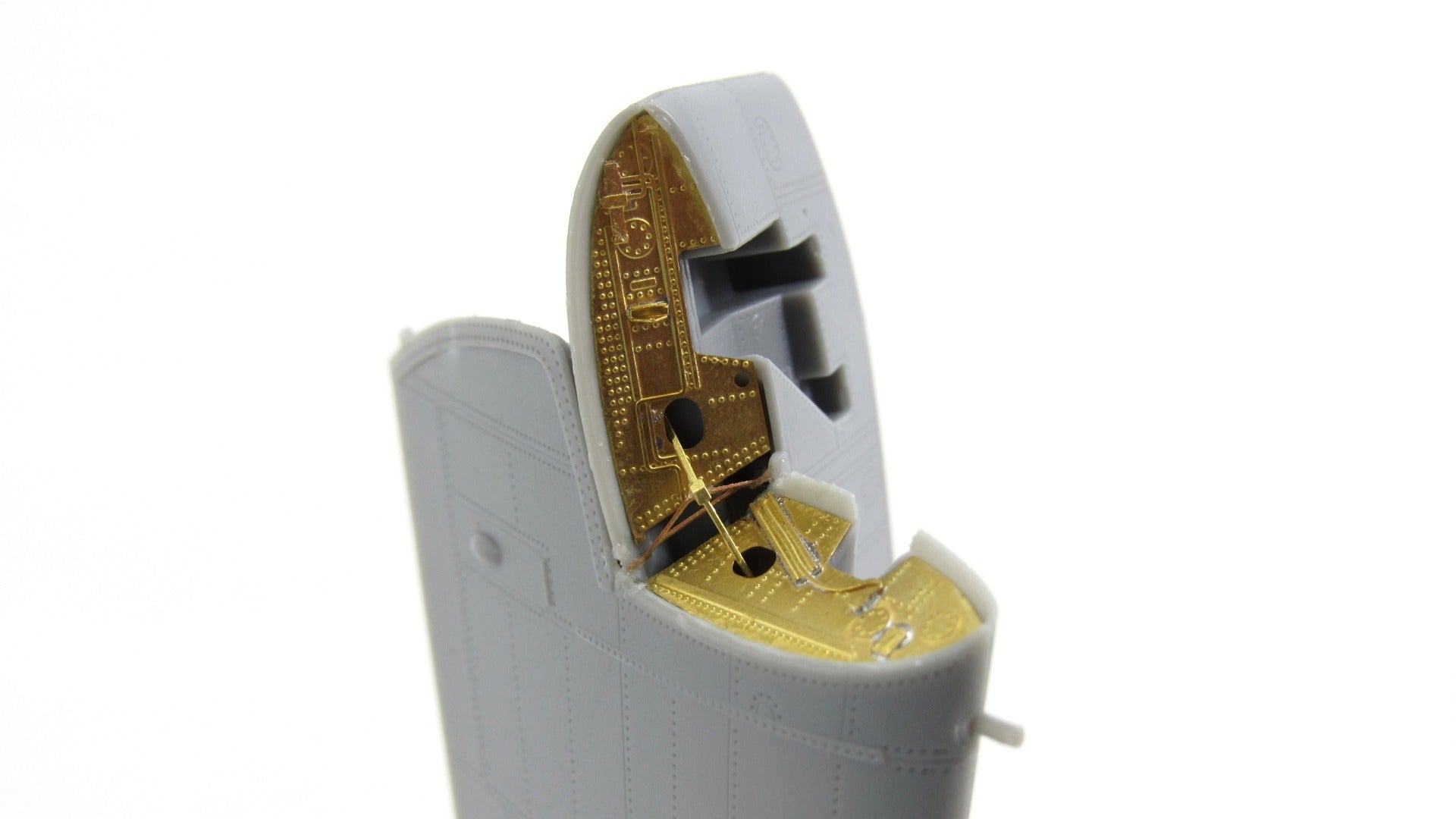 MD072077 Microdesign TBM - 3 Avenger Wing Fold Detail Photo - Etch Set 1/72 - imodeller.store