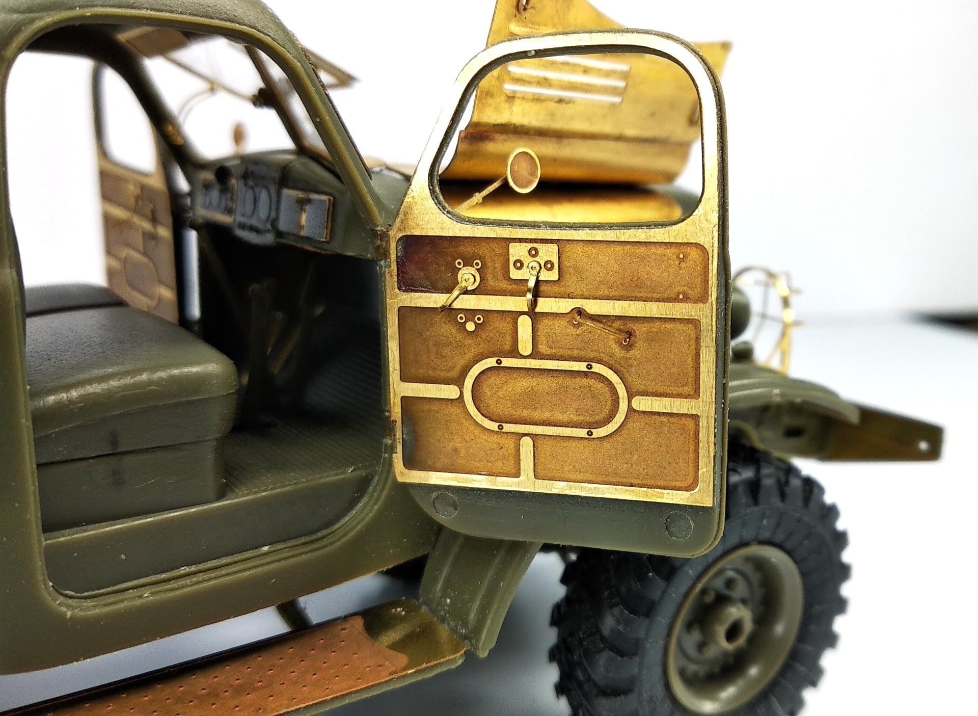 Photo - etched detail set of Russian truck ZIL - 157 cabin (Trumpeter) - imodeller.store