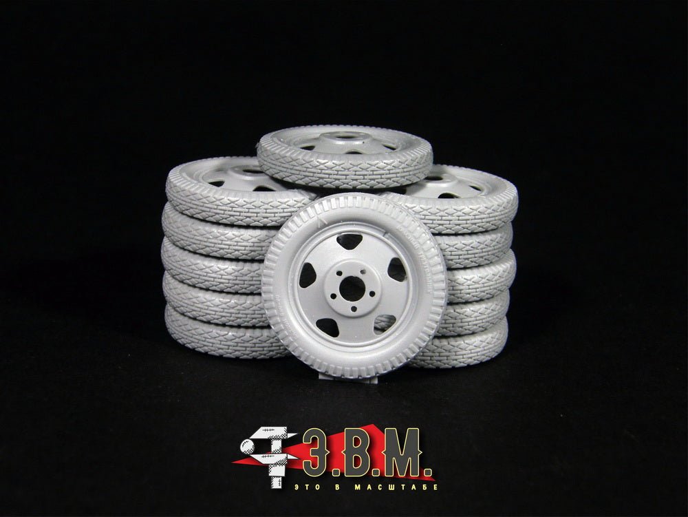 RS35074 E.V.M. 1/35 Wheels 6.00 - 20 "Red Triangle" for Guns and Field Equipment - imodeller.store