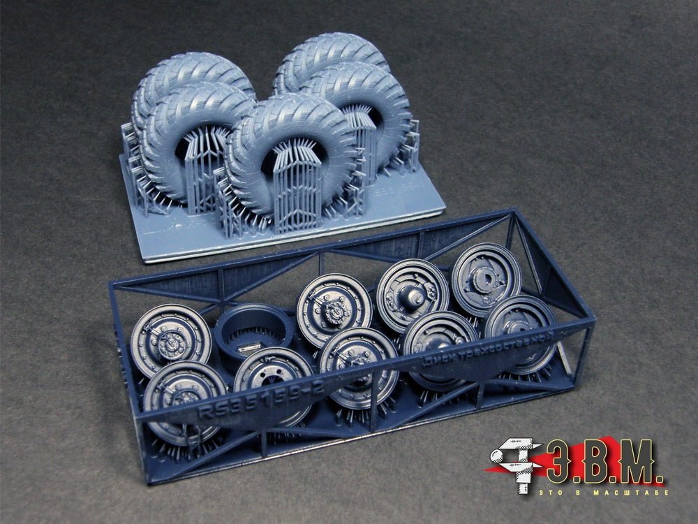RS35159 E.V.M. 1/35 Wheels with K - 70 Tires for GAZ - 66 - imodeller.store