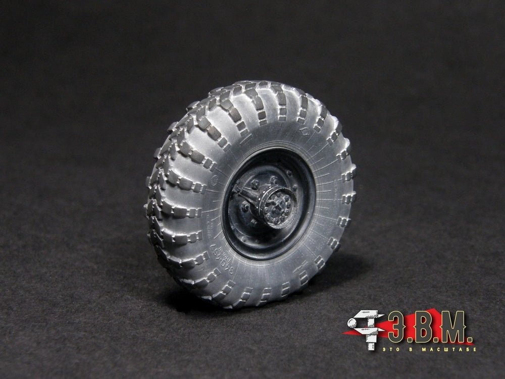 RS35160 E.V.M. 1:35 Wheels Set GAZ - 66 - imodeller.store