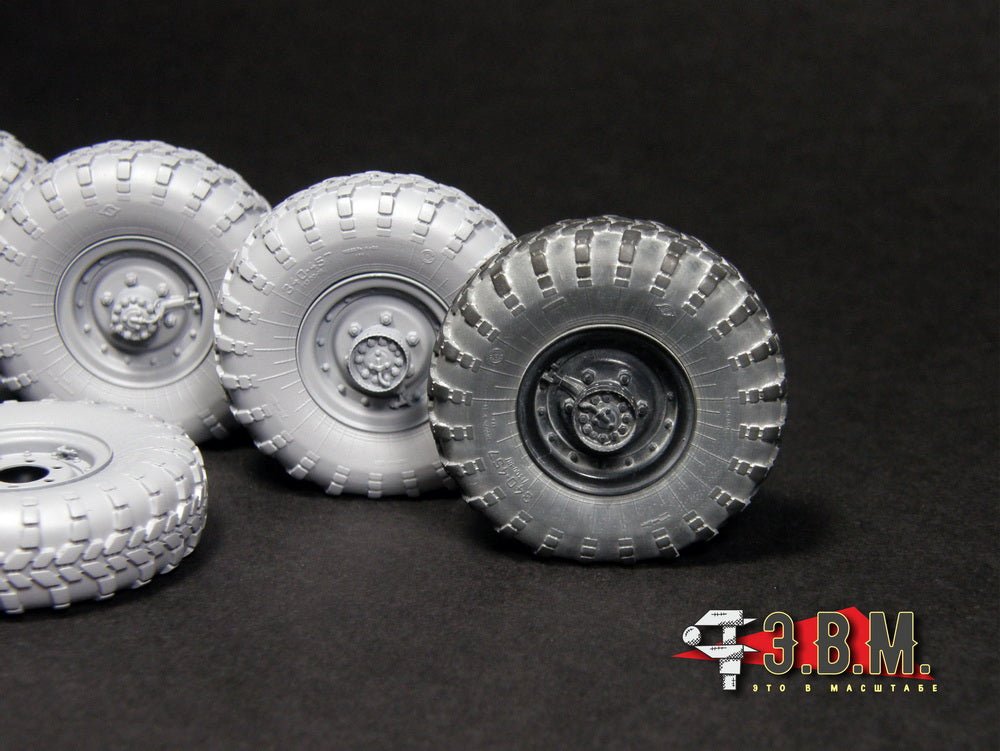 RS35160 E.V.M. 1:35 Wheels Set GAZ - 66 - imodeller.store