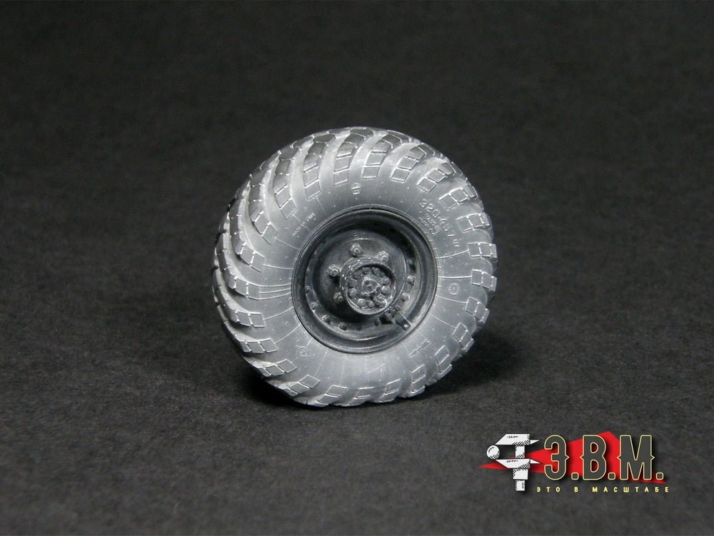 RS35161 E.V.M. 1:35 Wheels GAZ - 66 with K - 70 Tire - imodeller.store