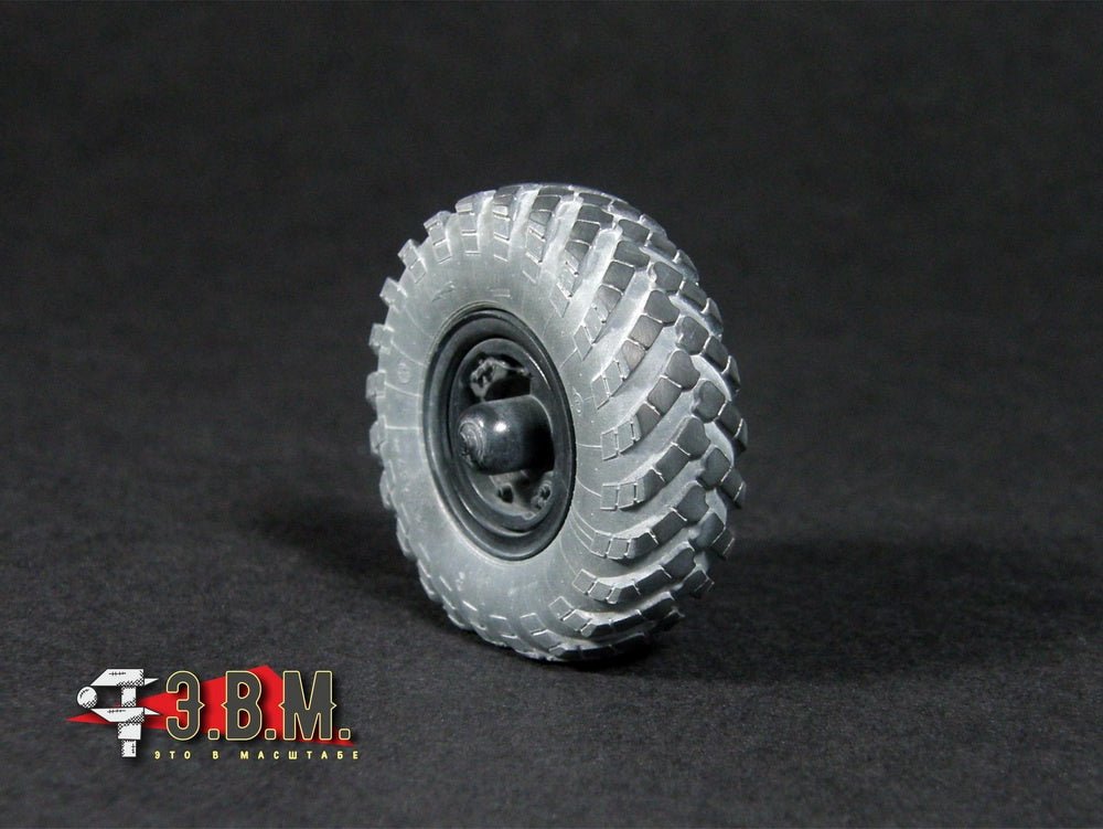 RS35161 E.V.M. 1:35 Wheels GAZ - 66 with K - 70 Tire - imodeller.store