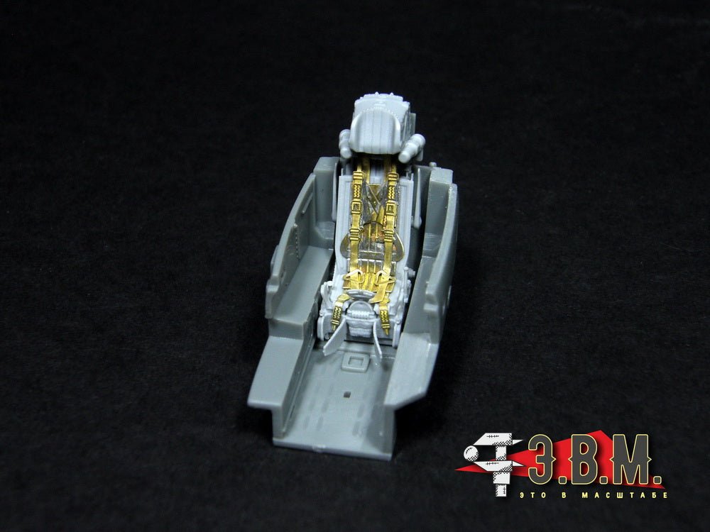 RS48041 E.V.M. 1/48 K - 36DM - 2 Ejection Seat for MiG - 29 (G.W.H.) - imodeller.store