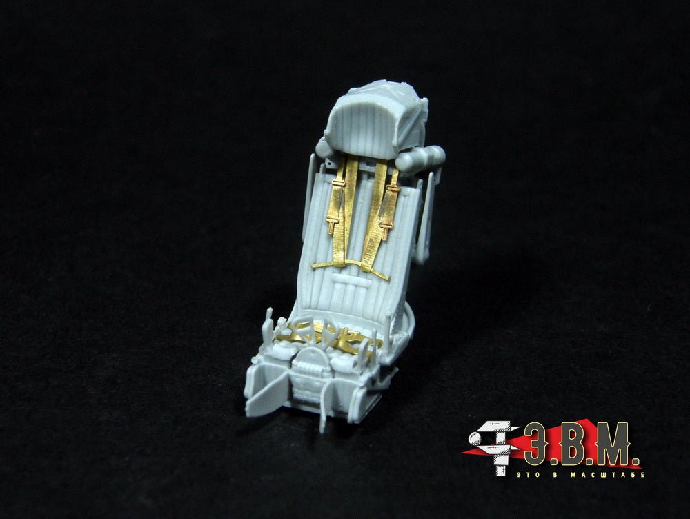 RS48070 E.V.M. 1/48 K - 36DM - 1 Ejection Seat for Su - 17M4 (Hobby Boss) - imodeller.store