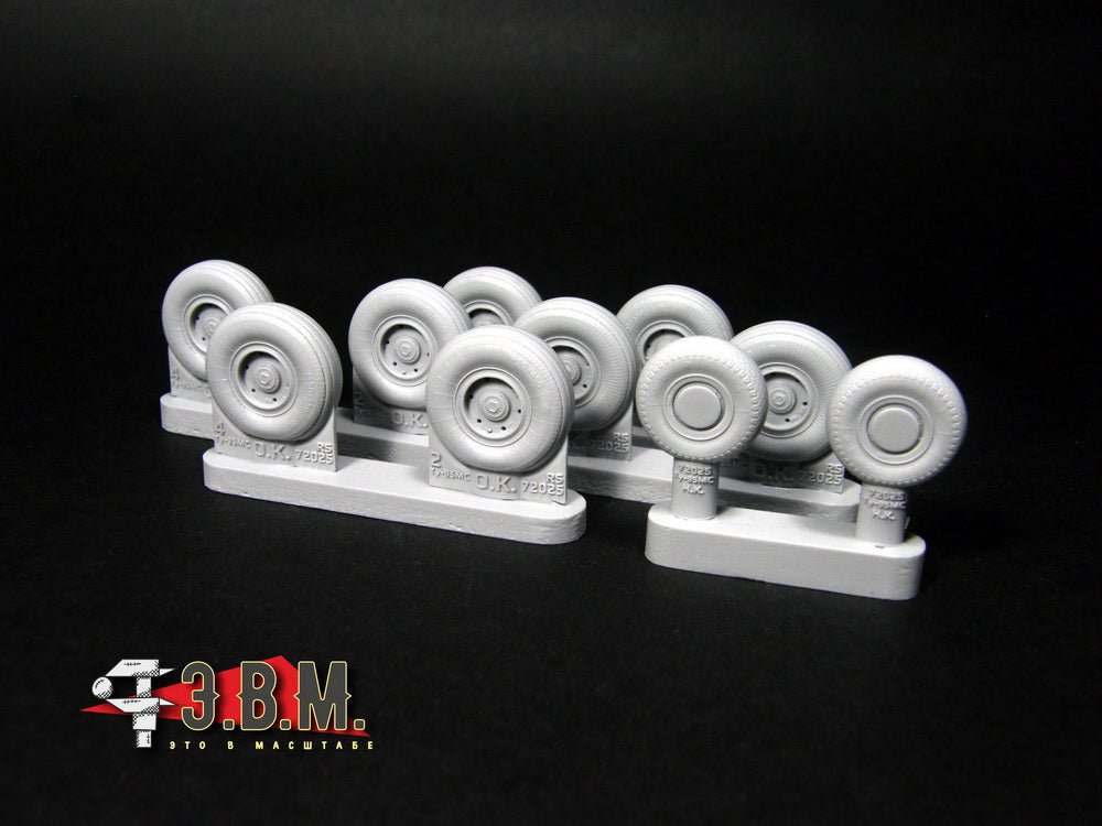 RS72025 E.V.M. 1/72 Landing Gear Wheels for Tu - 95MS - imodeller.store