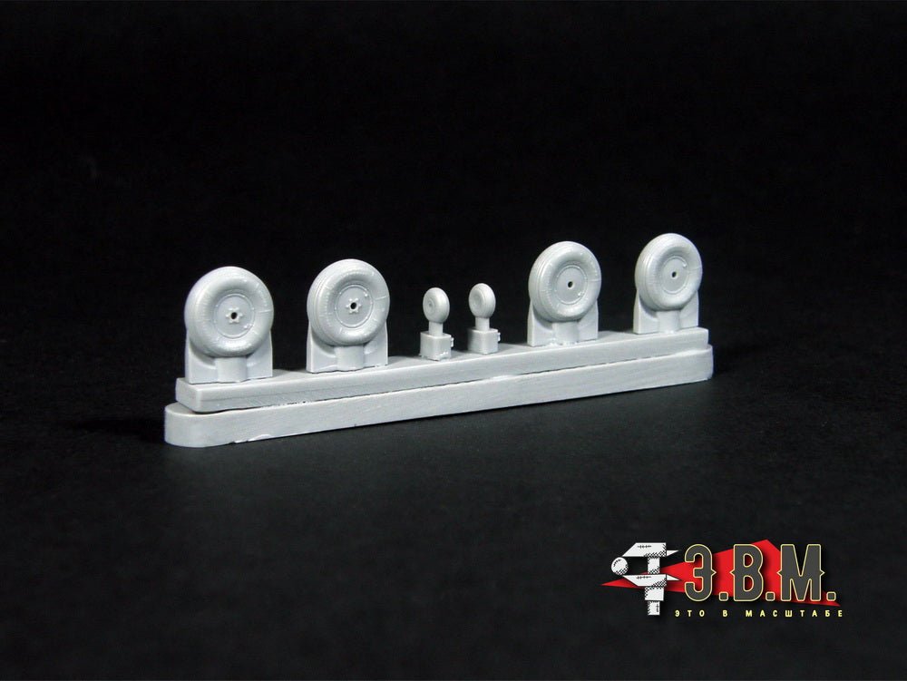 RS72026 E.V.M. 1/72 3D Printed Landing Gear Wheels for Yak - 1/3 - imodeller.store