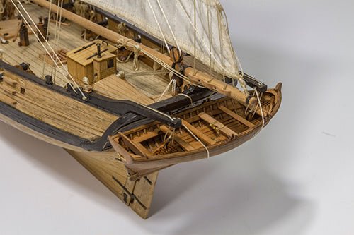 Tender Avos Ship Model Kit 1/72 - Master Korabel / Imodeller.store - imodeller.store