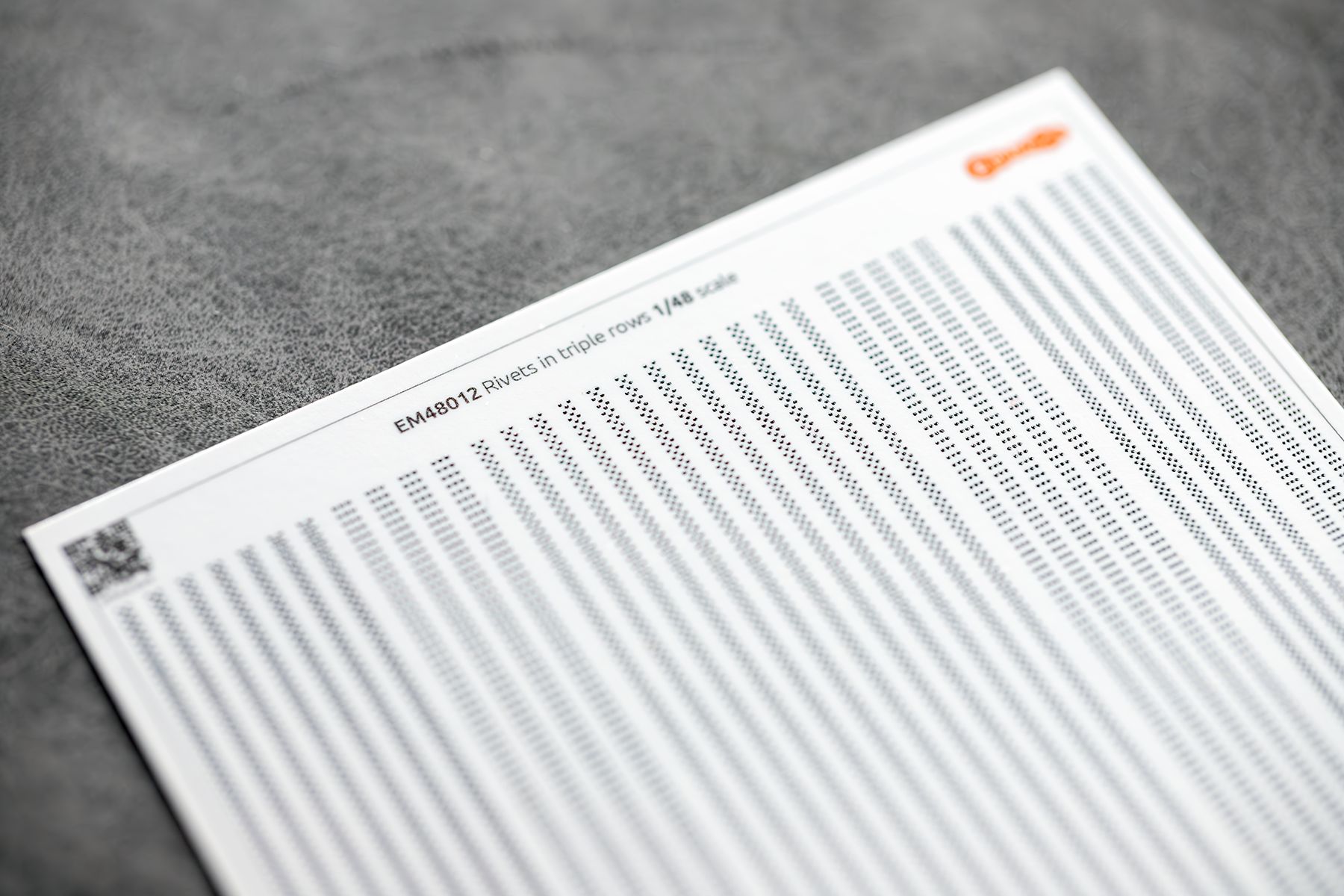 Triple rows of rivets 1/48 (3D decal) - imodeller.store