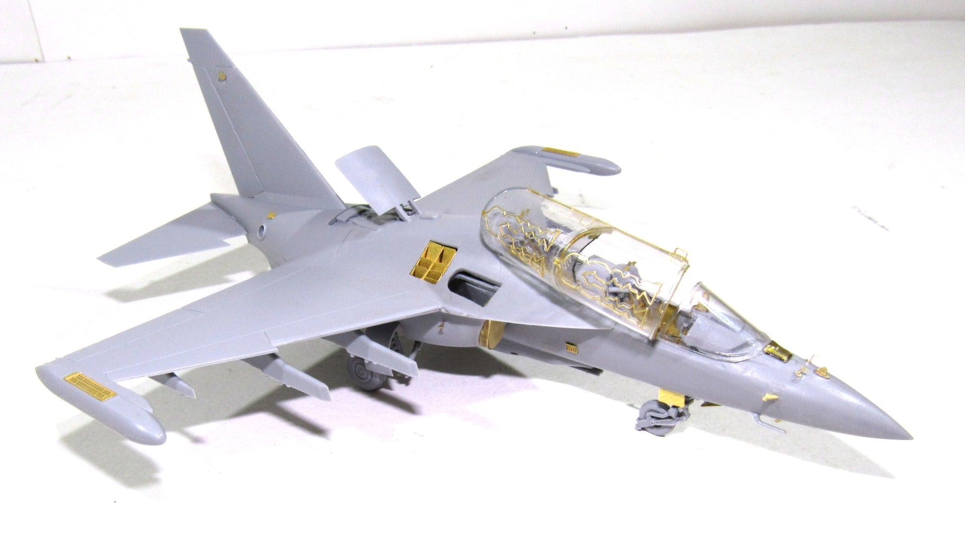 Yak - 130 Zvezda - imodeller.store