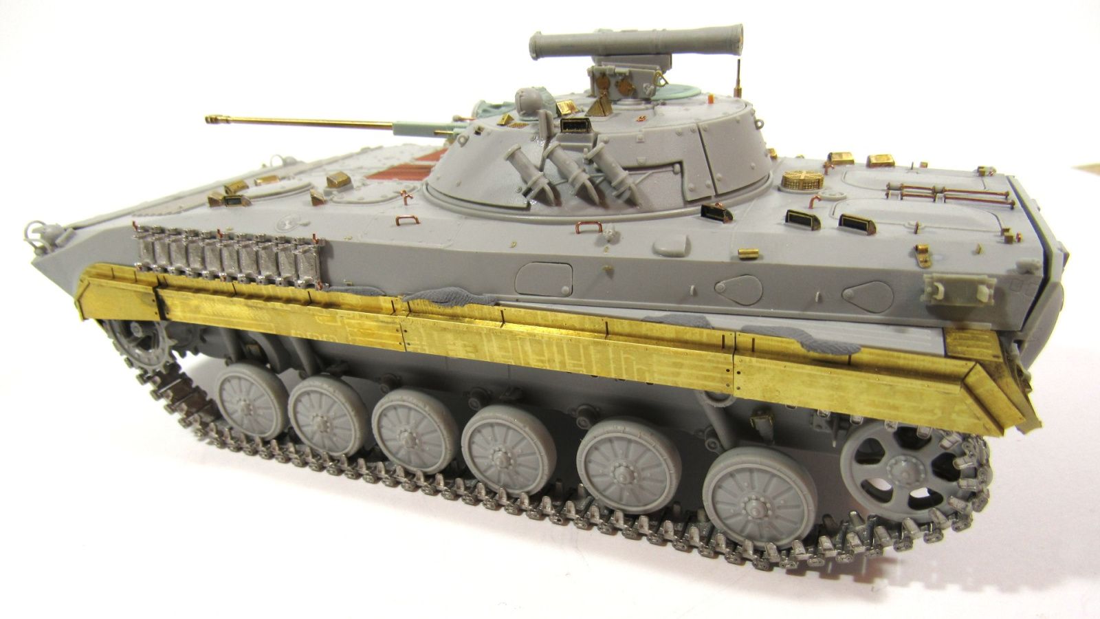 Photo-etched detailing set for BMP-2 dust skirts (Zvezda/Trumpeter)