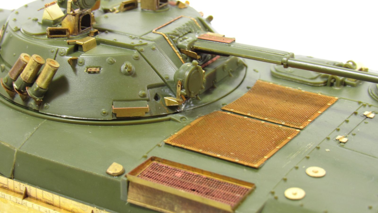 Photo-etched detailing set for BMP-2 (Zvezda)