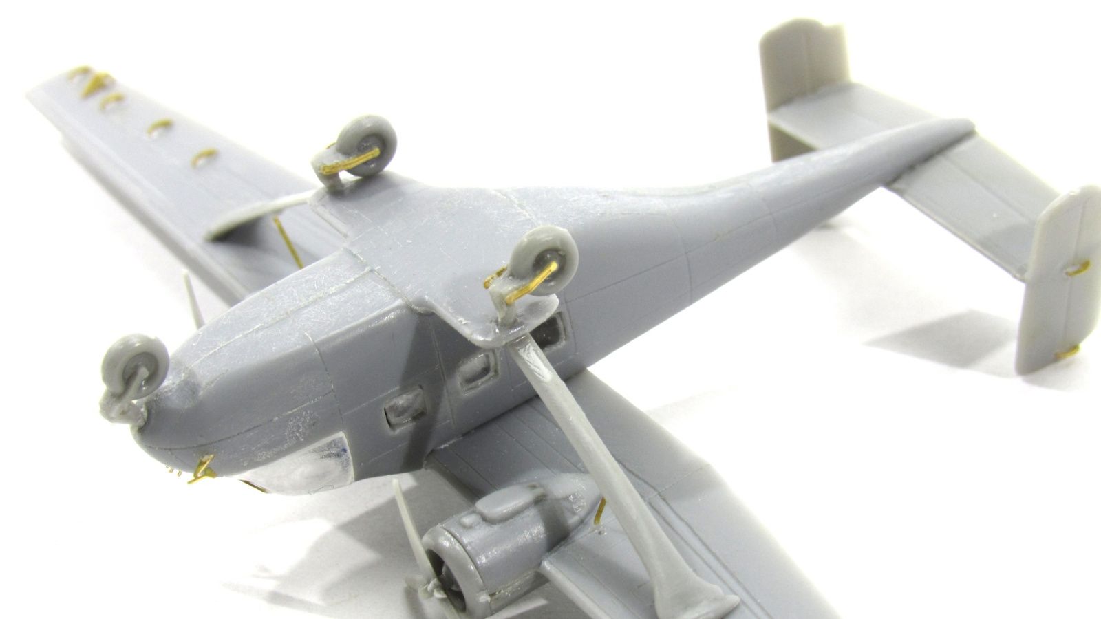 An-14 / An-28 (Eastern express) - imodeller.store