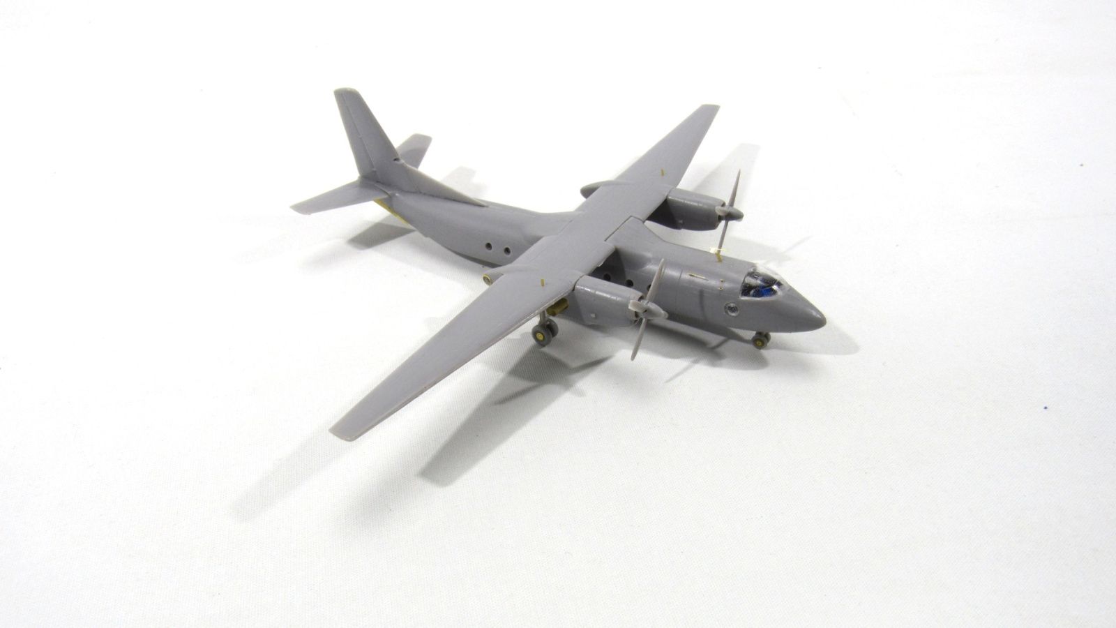 An-24 (Eastern express) - imodeller.store