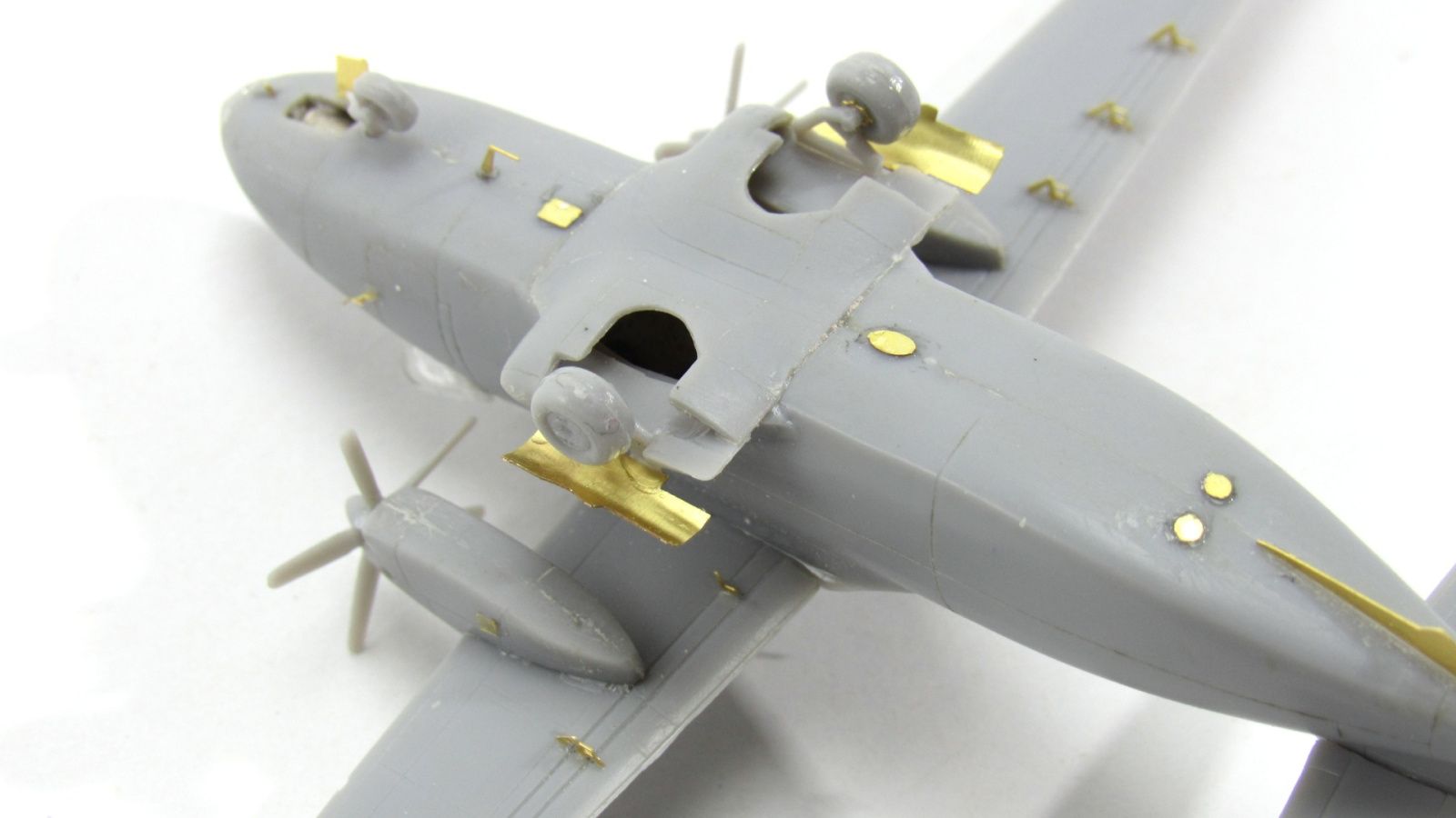 L-410 (Eastern express) - imodeller.store