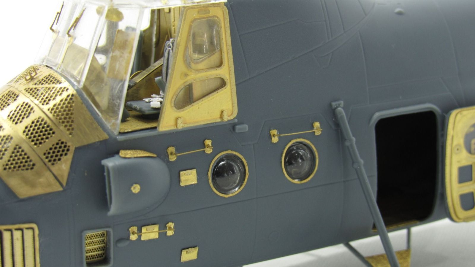 Mi-4 exterior (modelist, kr, smer) - imodeller.store
