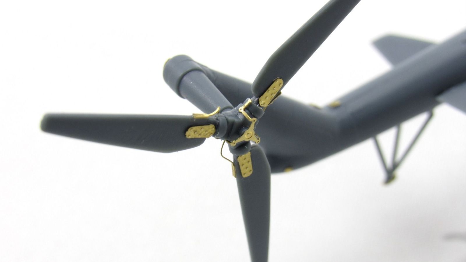 Mi-4 exterior (modelist, kr, smer) - imodeller.store