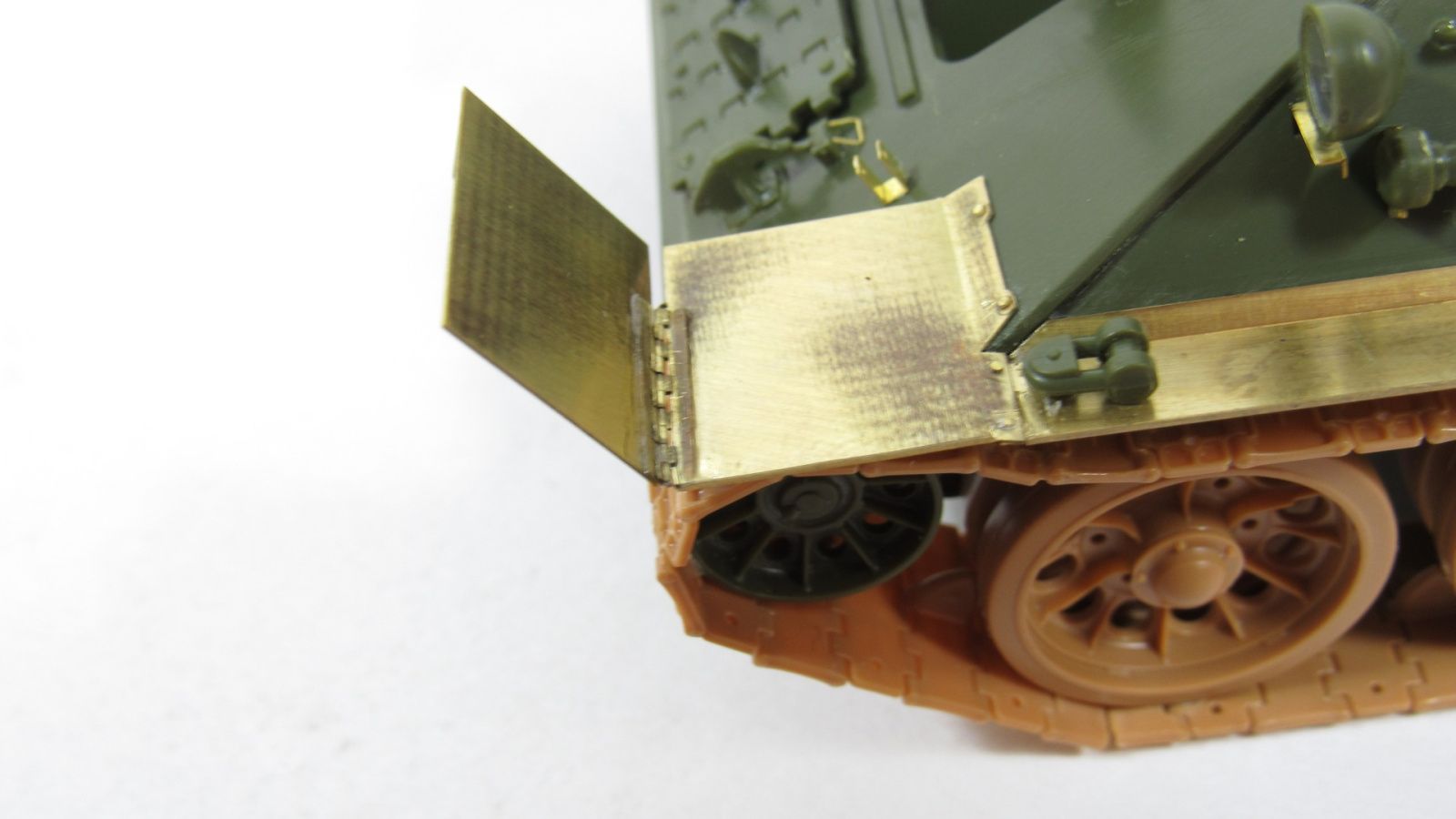 Nadlying shelves and mudguards for the T-34/85 tank - imodeller.store