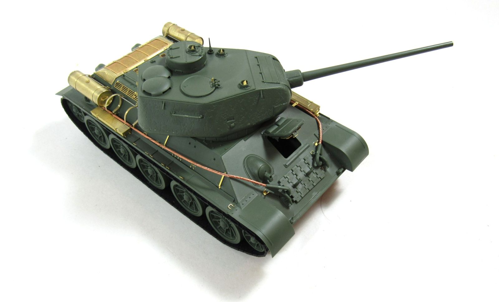 T-34/85 from ICM - imodeller.store
