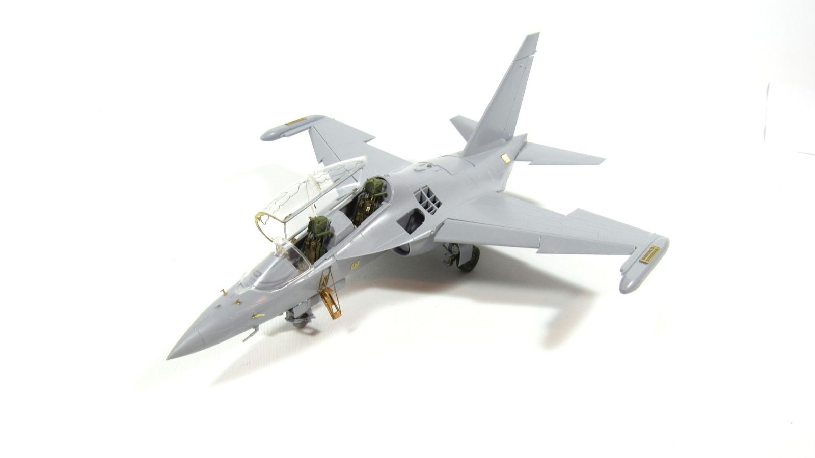 Yak-130 (star) - imodeller.store