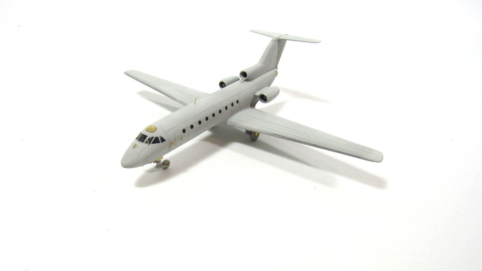 Yak-40 (Eastern express) - imodeller.store