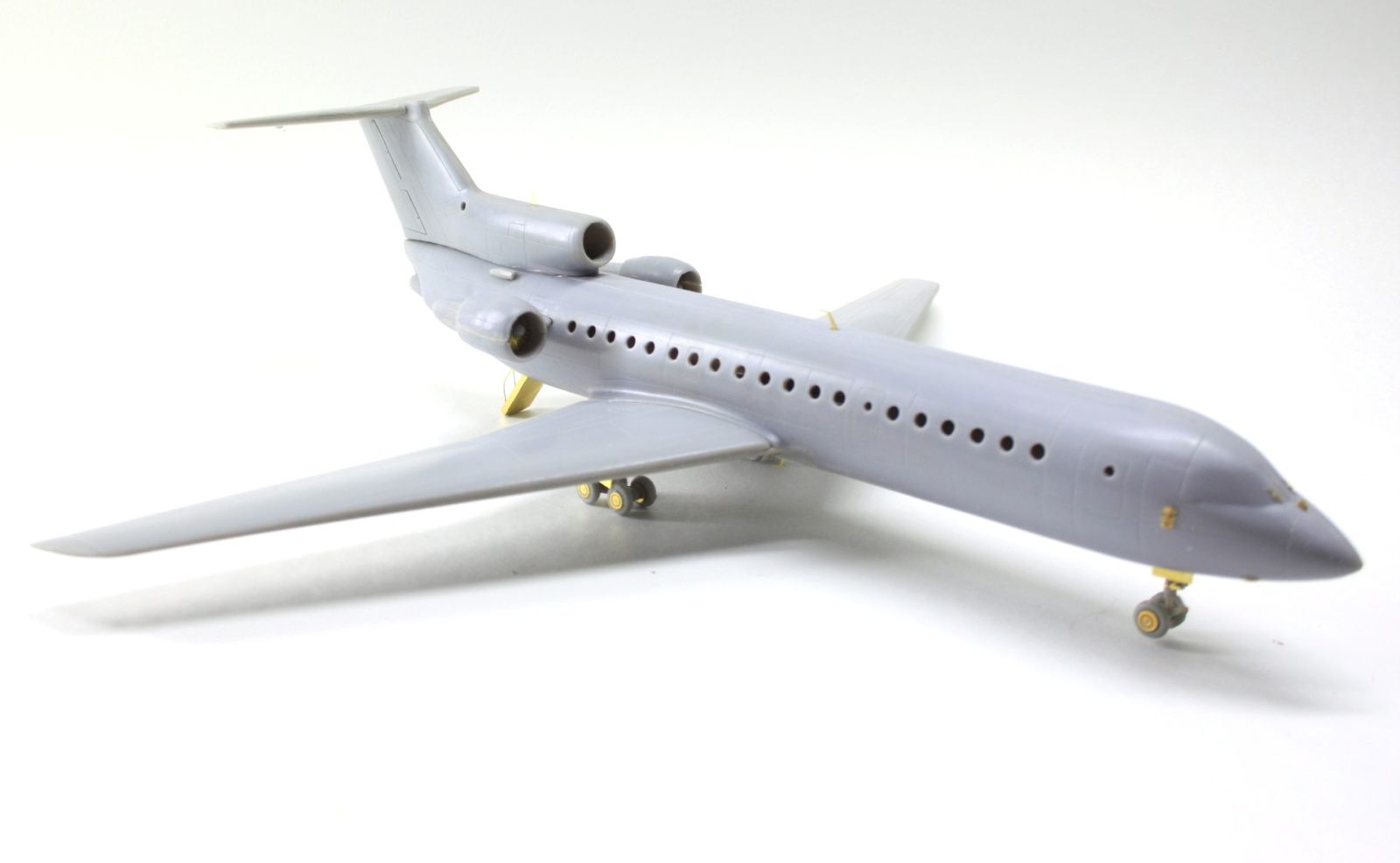 Yak-42D (Eastern Express) - imodeller.store